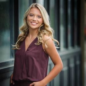 Meet your Posher, Emma